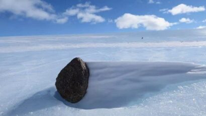 شهاب سنگ در قطب جنوب