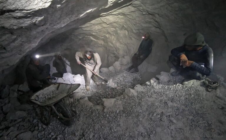 معدن گوهرسنگ افغانستان