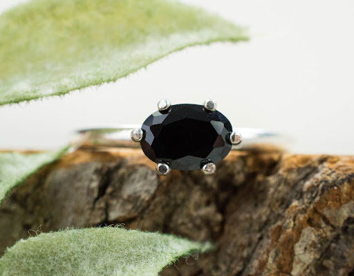 black spinel of tailand