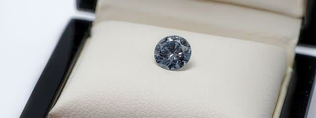 تبدیل خاکستر به الماس | الماس یادبود مردگان