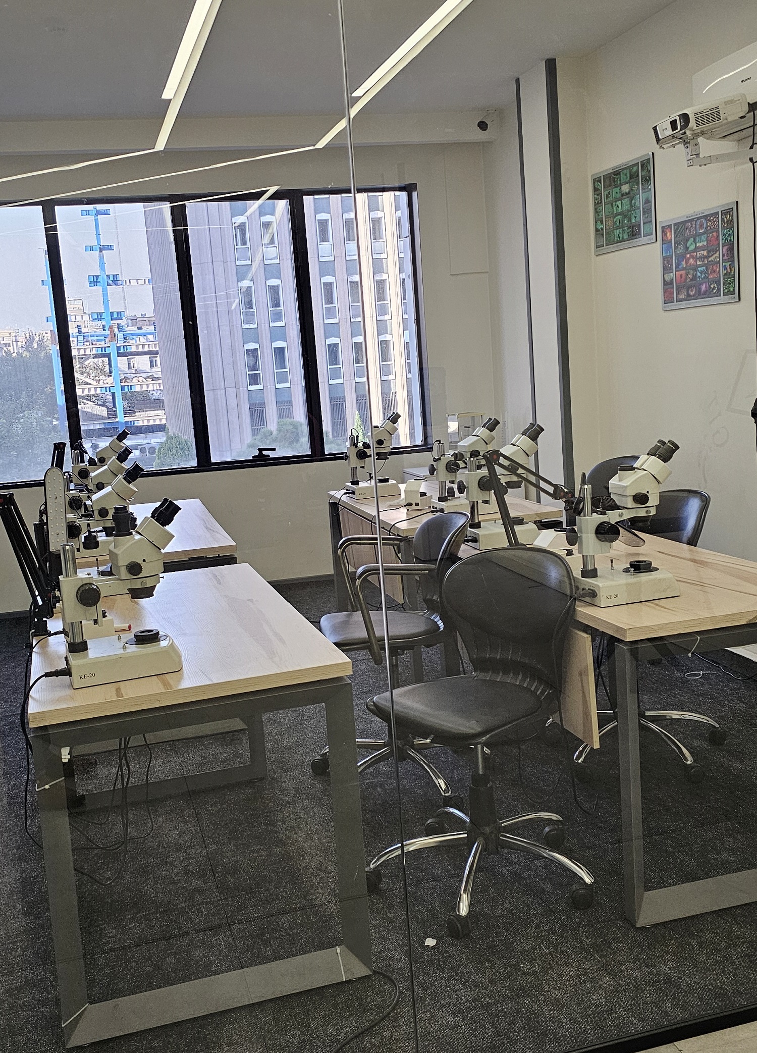 دپارتمان آموزش گوهرشناسی تحسین