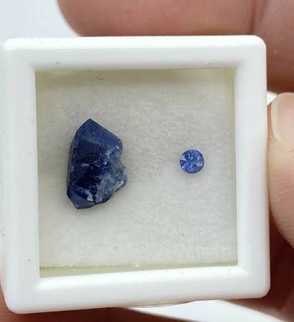 بِنیتوئیت راف و تراش خورده