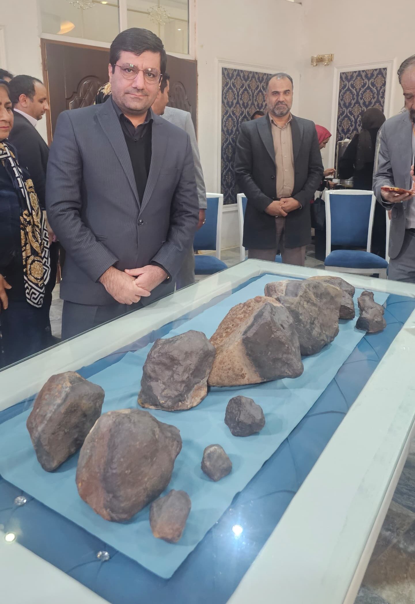 دکتر مسعود کیانی شهاب سنگ